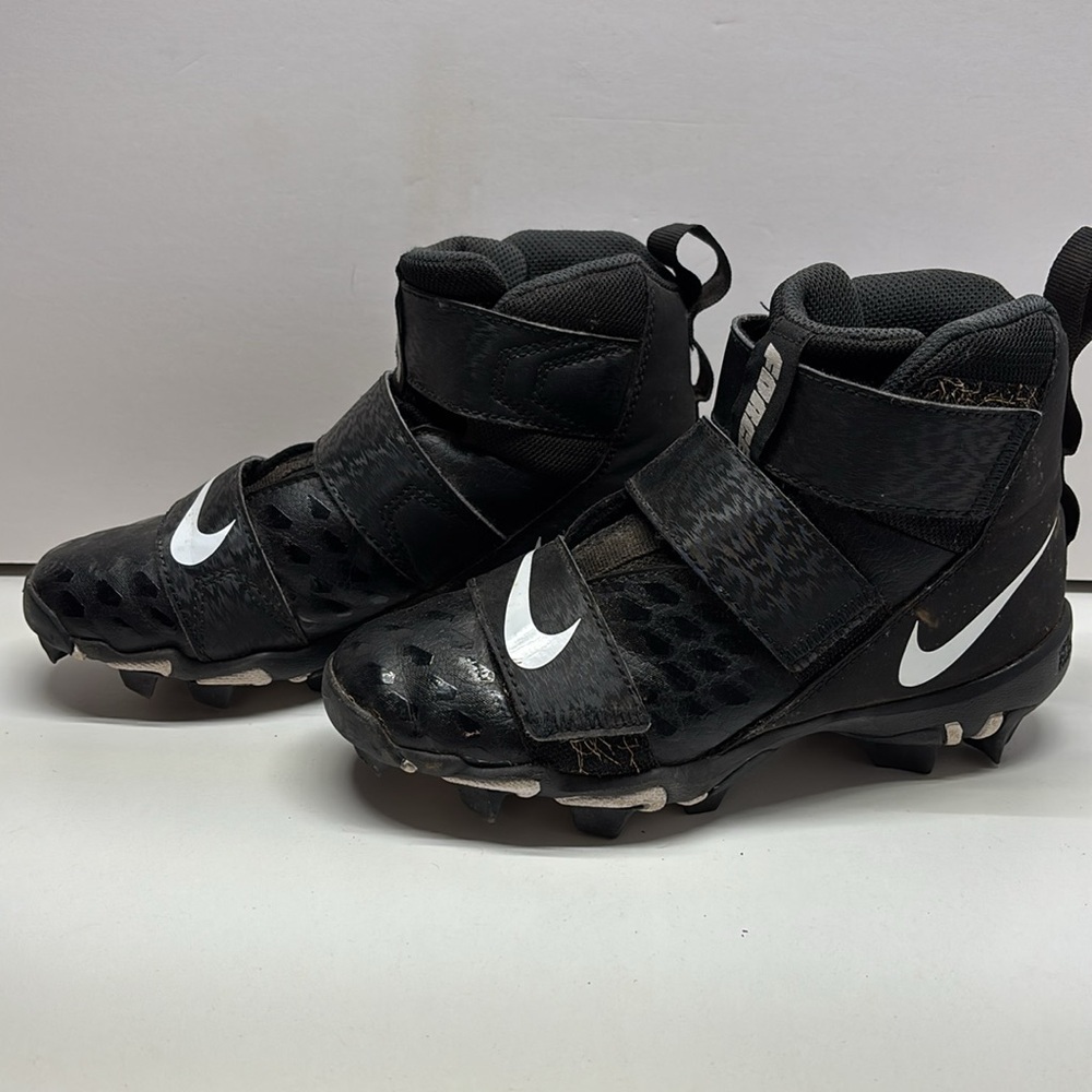 Kids Nike Cleats Black Youth Size 2.5 Velcro Strap - Picture 2 of 9